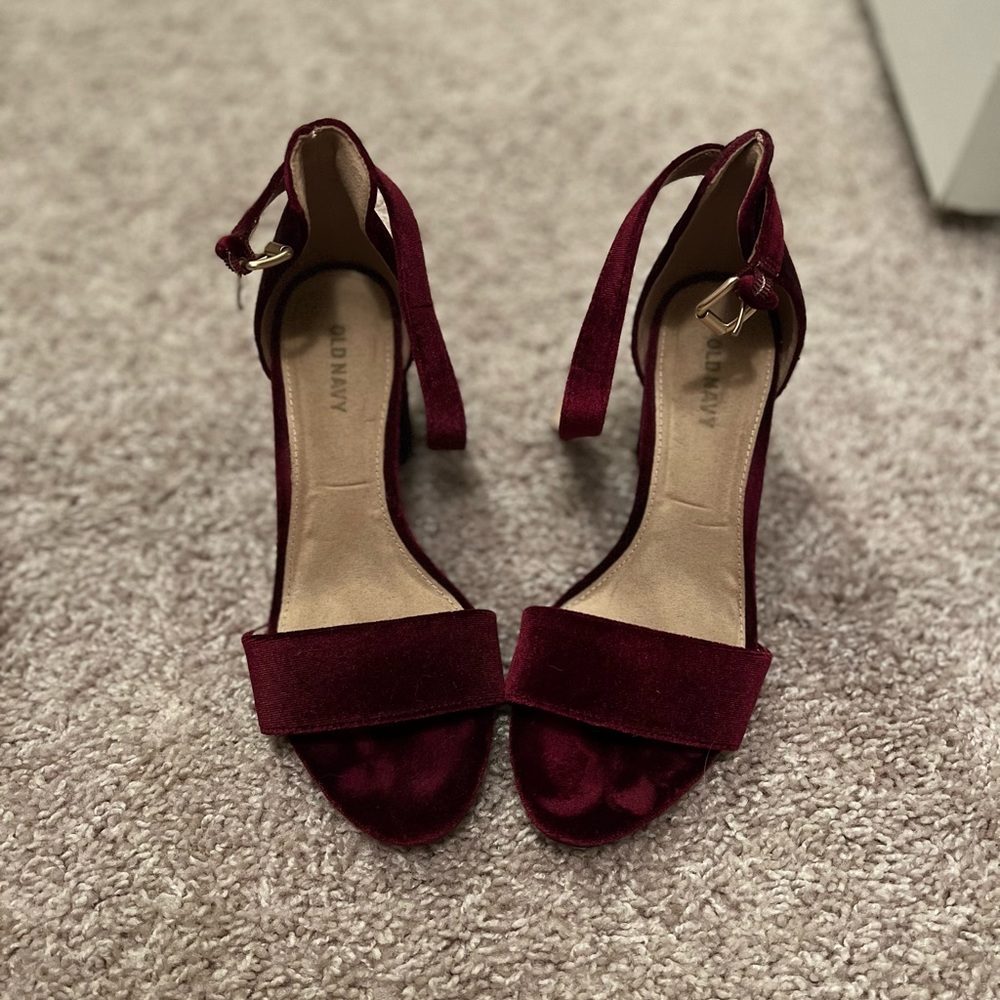 Maroon suede heels